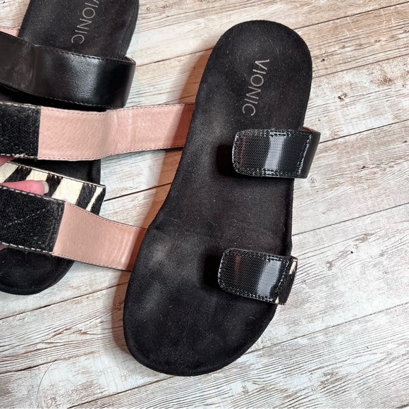 💚Vionic Grace Jura velcro zebra sandals - Picture 3 of 8